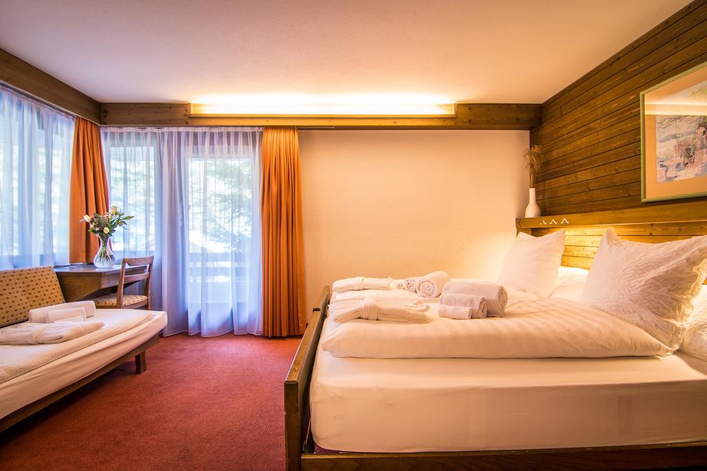 Hotel La Collina Saas-Fee Buitenkant foto